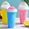 Summer Squeeze Homemade Juice Water Bottle Quick-Frozen Smoothie Sand Cup Pinch Fast Cooling Magic Ice Cream Slushy Maker Beker - Yellow